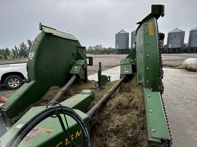2022 John Deere FC15M Débroussailleuse rotative
