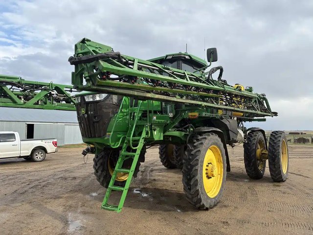 2024 John Deere 410R Arroseur - Automoteur