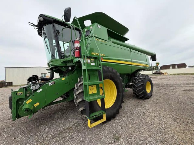 2008 John Deere 9670 STS Batteuse