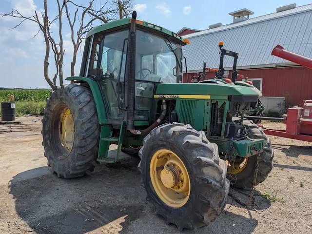 John Deere 6310 Tracteur