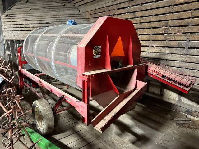Buhler Farm King 480 Nettoyeur à grain