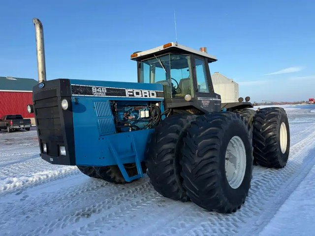 1989 Ford 946 Tracteur