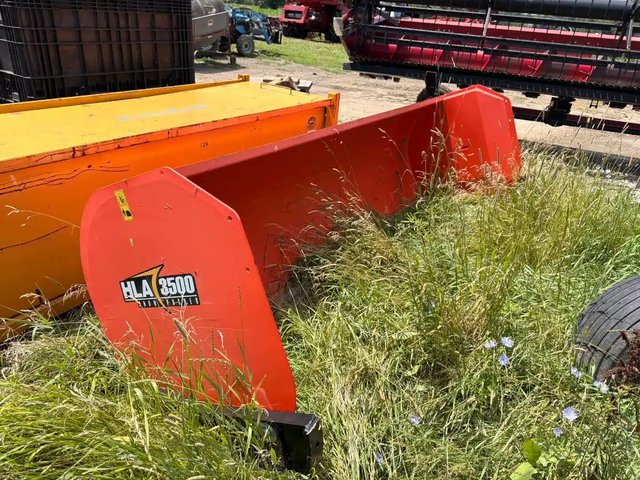 HLA Attachments 3500 EdgeFlex Gratte à neige
