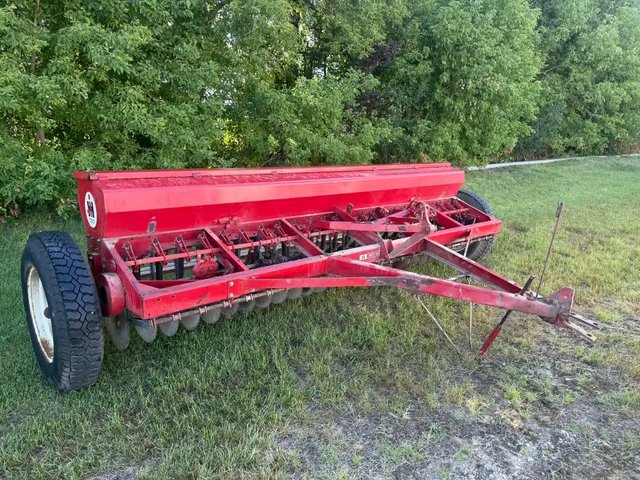 1959 International Harvester 10 Semoir