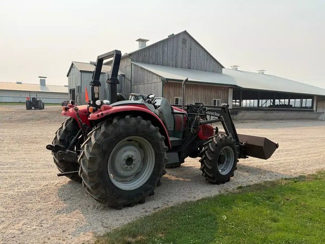 Massey Ferguson 5445 Tracteur