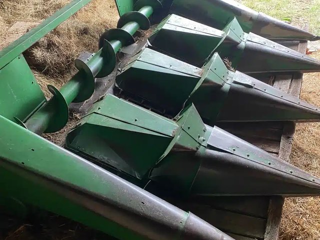 1994 John Deere 444 Header Combine