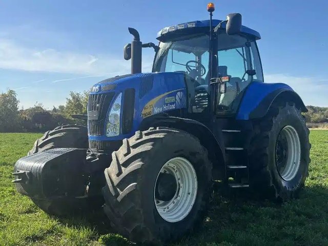 2008 New Holland T8040 Tracteur
