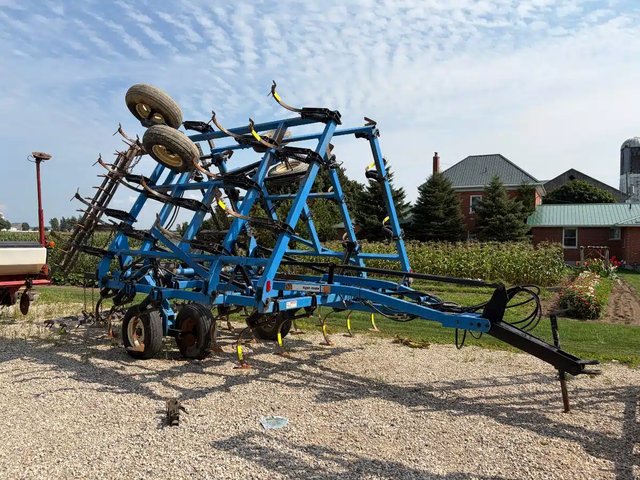 DMI TIGER-MATE II Cultivateur