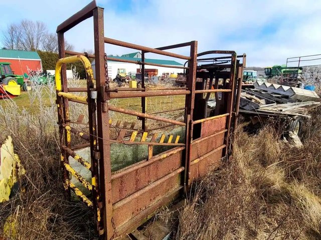 Cattle Squeeze Cage de contention