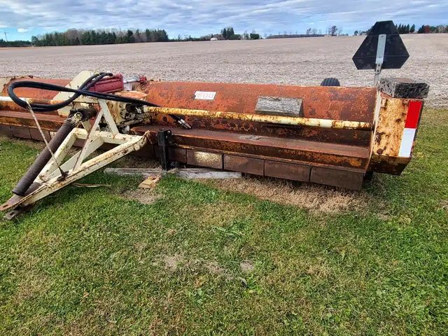 14 FT Broyeur de récolte