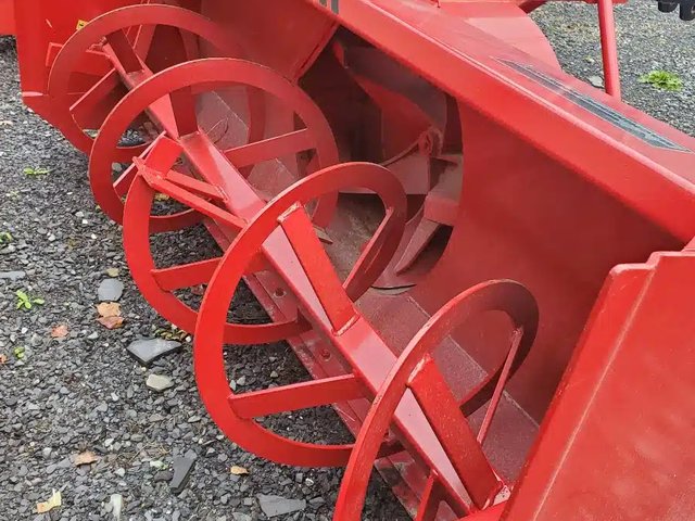 Roberge 421-86 Souffleur à neige