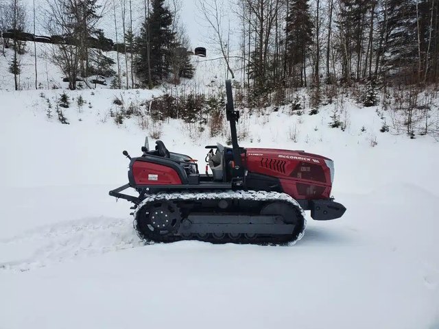 2025 McCormick X4.085TF Tracteur