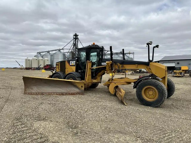 2015 Caterpillar 160M Niveleuse (Gratte panier)