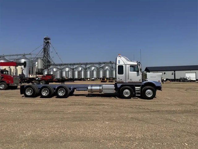 2013 Western Star 4900 Truck Cab & Chassis