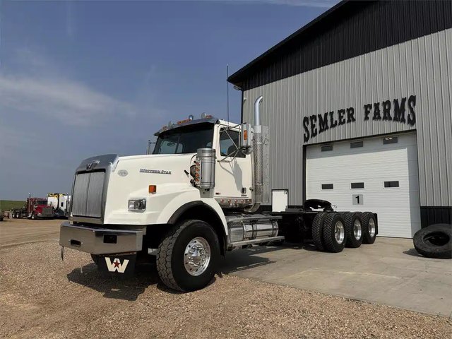 2014 Western Star 4900 Camion dix roues