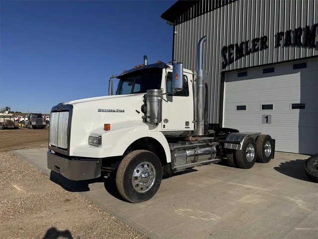 2017 Western Star 4900 Camion dix roues