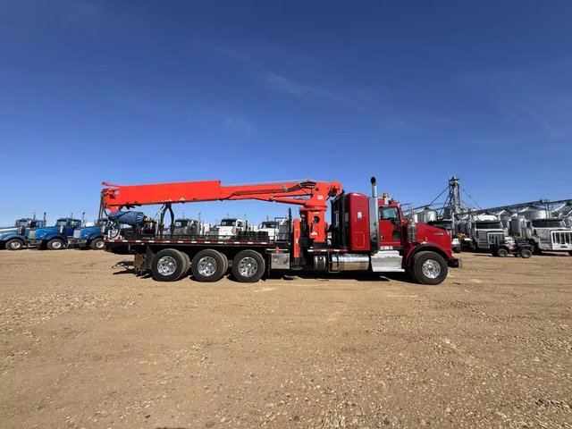 2015 Kenworth T800 Truck Cab & Chassis
