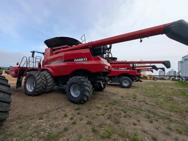 2015 Case IH 9240 Batteuse