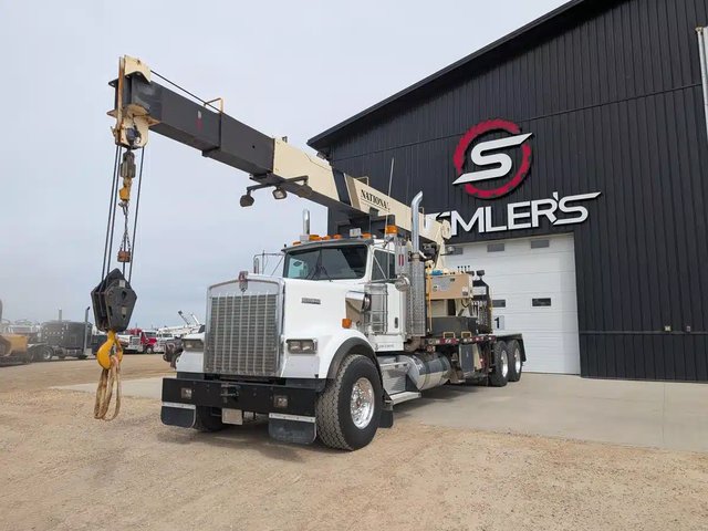 2003 NATIONAL 600D Grue
