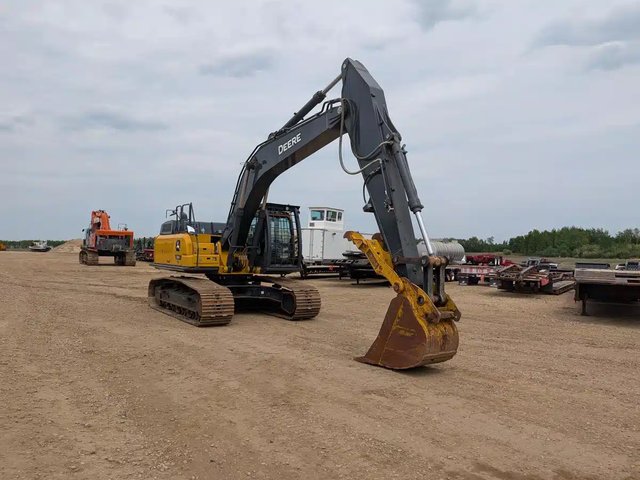 2024 DEERE 300 P-TIER Excavatrice