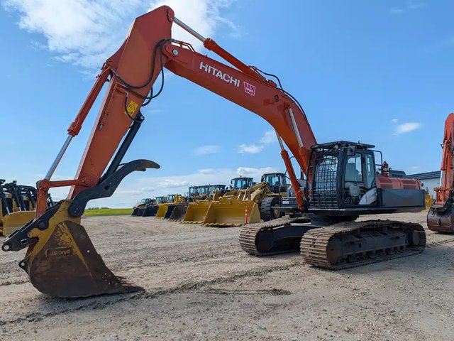 2022 Hitachi ZX350lC-6 Excavatrice