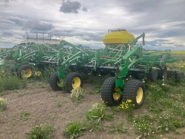 2009 John Deere 1835 Semoir à air