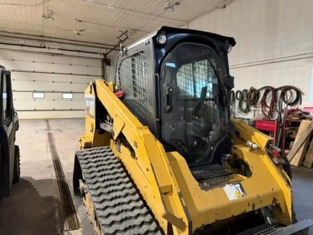 2015 Caterpillar 279D chargeuse à direction à glissement