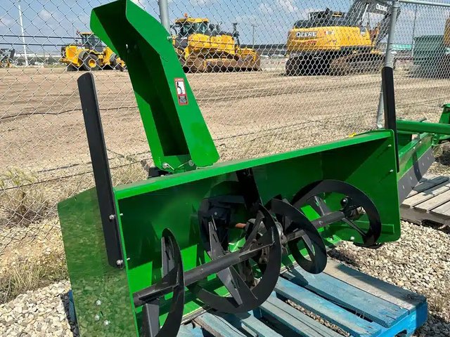 2022 John Deere 44 INCH Souffleur à neige