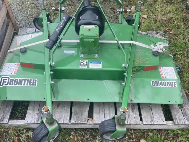 2022 John Deere GM4060E Tondeuse de finition