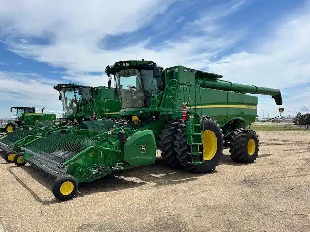 2018 John Deere S780 Batteuse