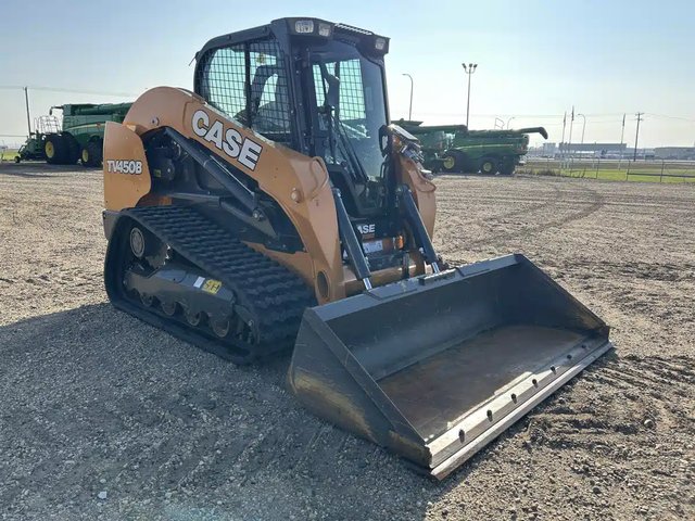 2022 Case TV450B Chargeur sur chenilles