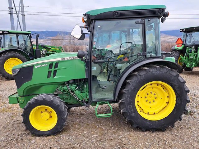 2018 John Deere 5090GN Tracteur
