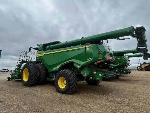 2024 John Deere X9 1000 Batteuse