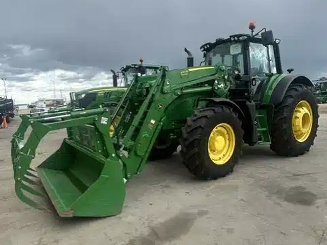 2025 John Deere 6155M Tracteur