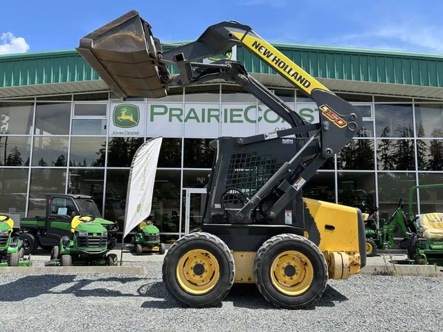 2009 New Holland Construction L150 chargeuse à direction à glissement