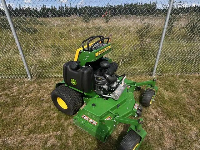 2021 John Deere 652E Tondeuse à rayon de braquage zéro