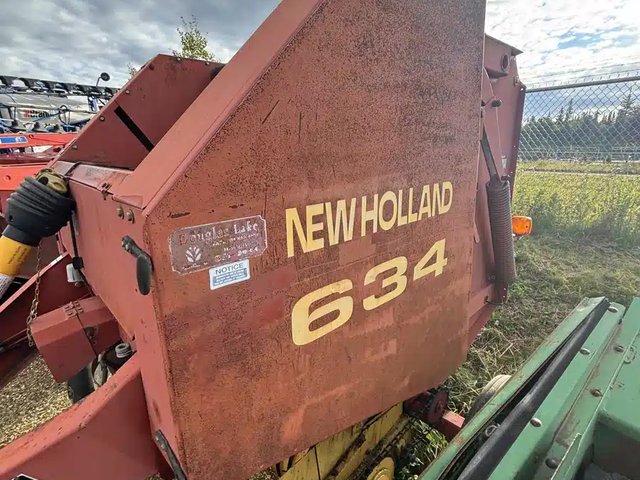 1998 New Holland 634 Presse à Balle Ronde
