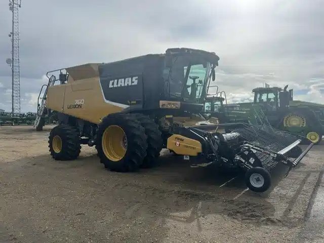 2013 CLAAS 760 Moissonneuse