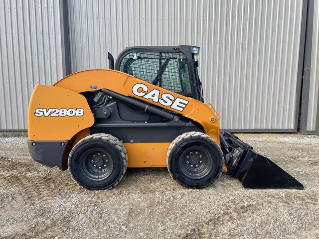 2022 Case SV280B chargeuse à direction à glissement