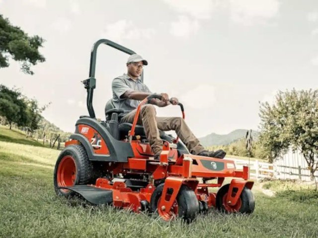 2026 Kioti ZXC LT Series ZXC54 LT tondeuse autoportée