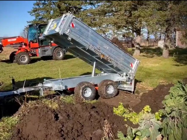 2025 Remorque trailer dompeur 3x côtés Remorque - Plateforme basculante