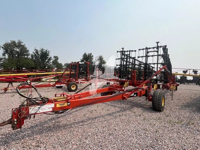 2004 Bourgault 7200 Herse