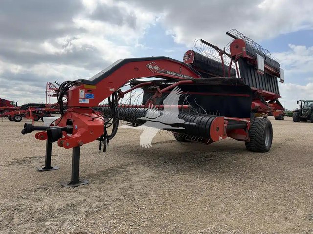 2019 Kuhn MM 1100 Regroupeur d'andains