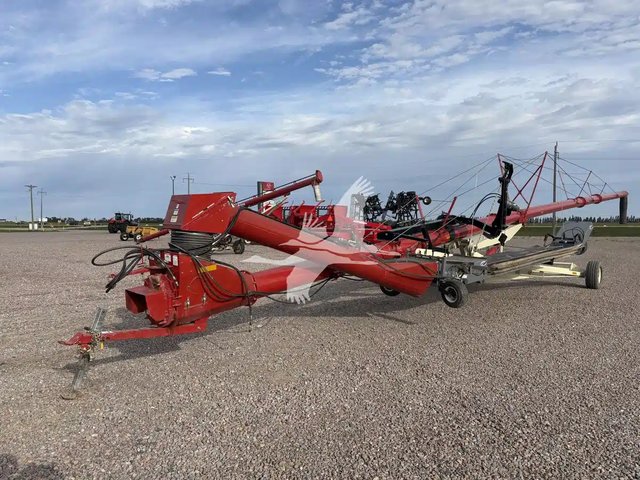 2021 Buhler Farm King 1395 Vis à grain