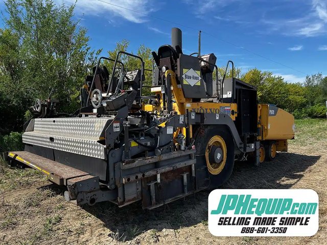 2008 Volvo PF6170 Équipement d'asphalte