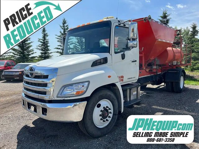 2014 Hino 338 Camion dix roues