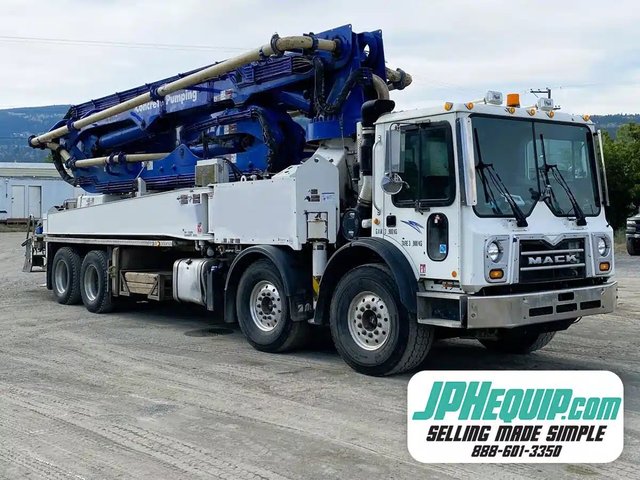 2014 Mack MRU613 Camion - pickup