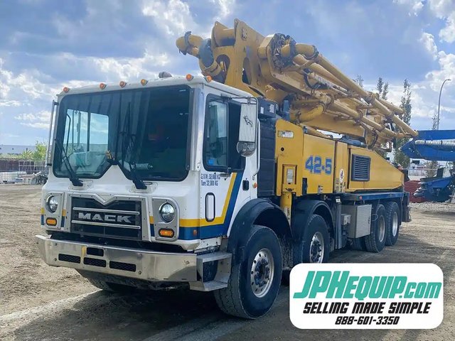 2013 Mack MRU613 Camion - pickup