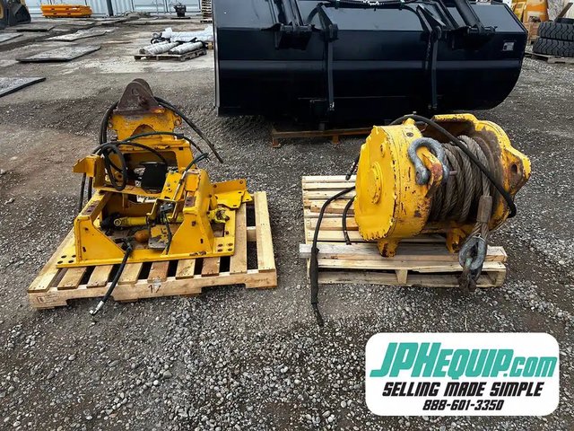2012 John Deere 700K Moulange