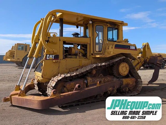 1991 Caterpillar D8N Bouteur